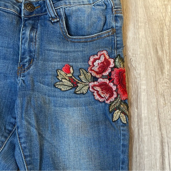 Embroidered Roses Denim - Picture 3 of 7